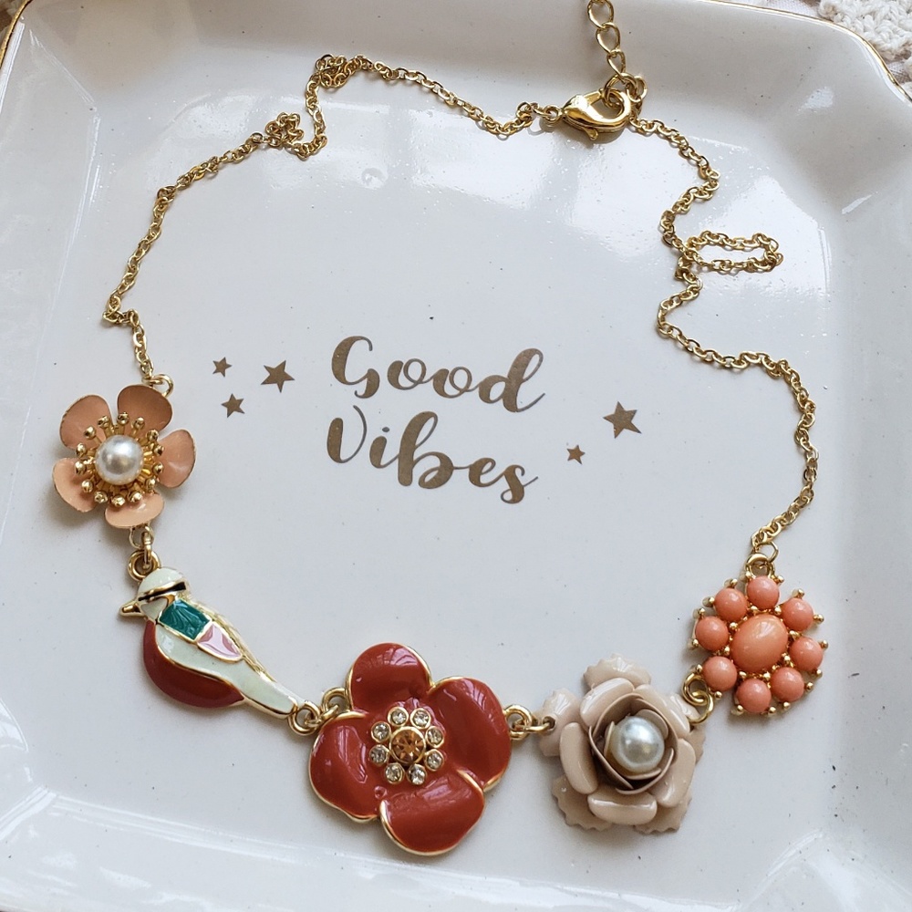 Necklace - Picture 3 of 3